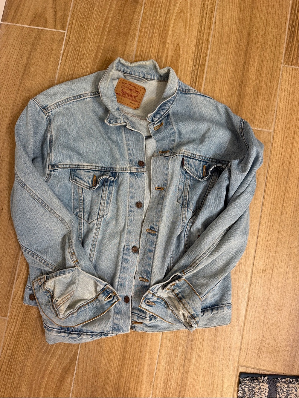 Vintage Levi’s Light Blue Wash Denim Jacket - Classic Trucker Style